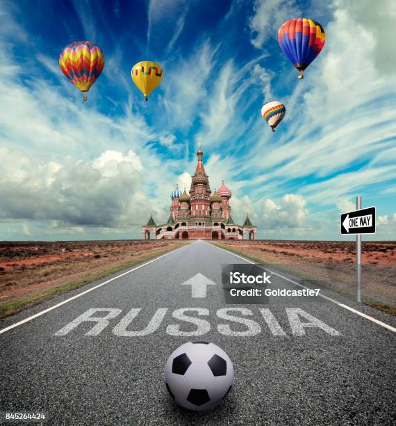 Camino A Rusia Foto de stock y más banco de imágenes de 2018 - 2018, Bandera, Campeonato