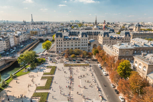 istock Paris France 845373766