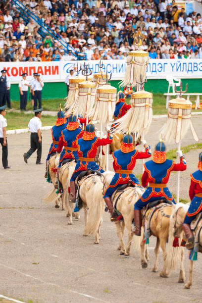 naadam festival eröffnung zeremonie neun weiße fahne - inner mongolia stock-fotos und bilder