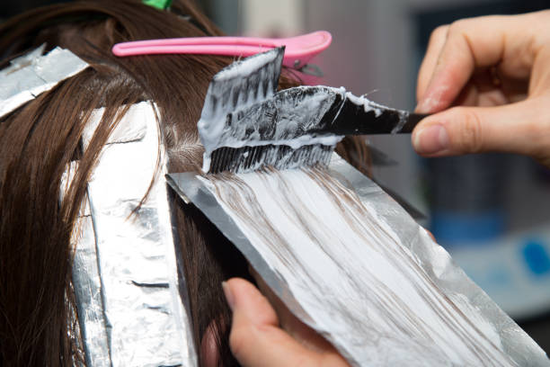 istock weave hair in salon 845490236