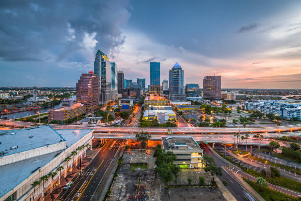 istock Tampa Florida Skyline 845566618