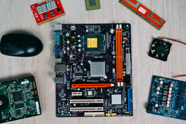 istock Top view of computer parts an devices 845573538