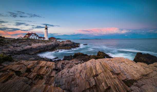 portland head light - coastal sunrise stock-fotos und bilder