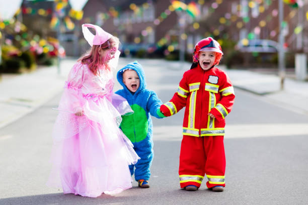istock Kids on Halloween trick or treat. 845580388