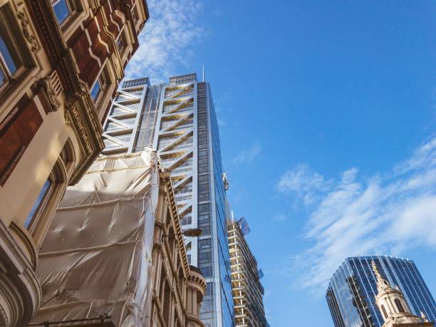 istock Office buildings in London 845642368