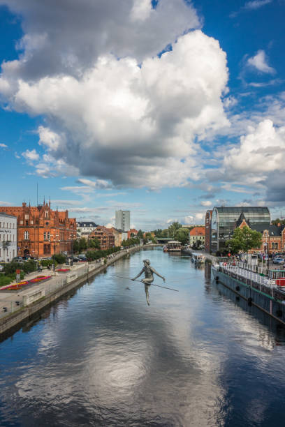Bydgoszcz: The tightrope walker sculpture over the River Brda