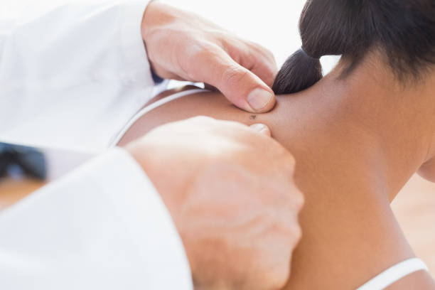 istock Doctor visiting patient in hospital 845663326