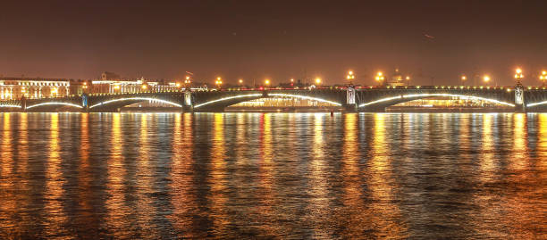 istock Bridge in St. Petersburg at night 845703204