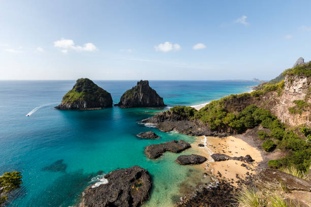 istock Two Brother mountain at Fernando de Noronha 845735278