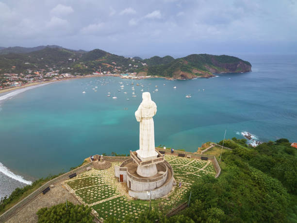 istock Jesus christ statue in San Juan Del Sur 845761026