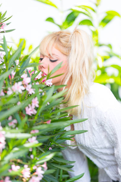 istock Beautiful girl enjoying the summer 845772774