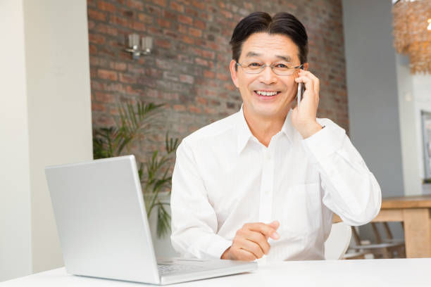 istock Smiling man on a phone call 845790446