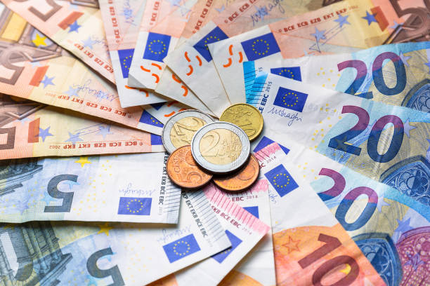 istock Euro money 845915360