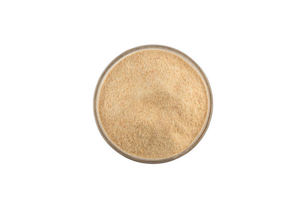 istock Toasted manioc flour into a bowl 845931112
