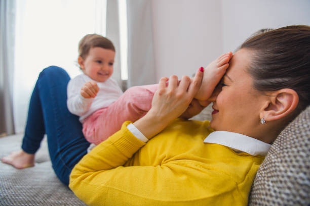 istock Little feet on my face 845931300