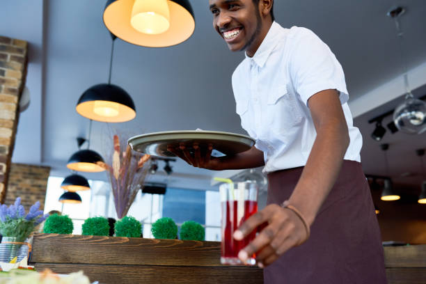 istock Food and drink establishment service 845938892
