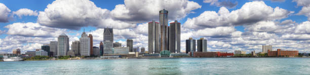 istock Panorama of the Detroit Skyline 845980236