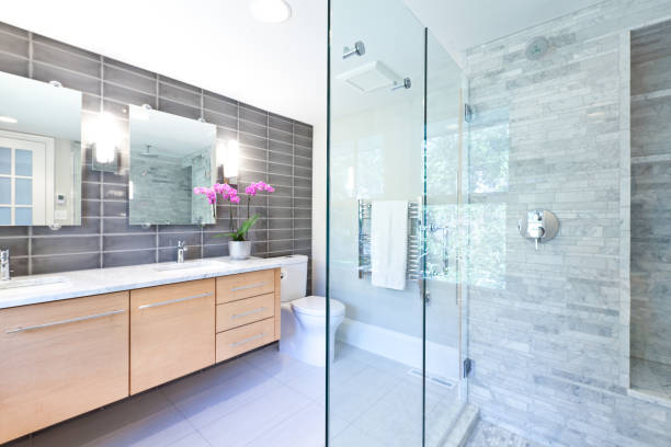 istock Contemporary Bathroom Design with Glass Shower Stall 845998948