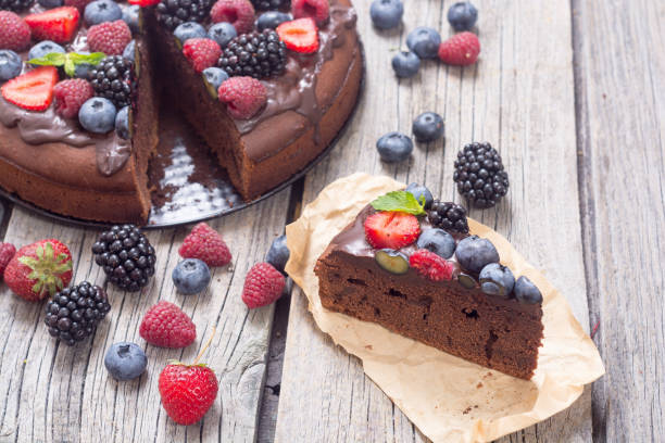 istock Homemade chocolate cake 846010560