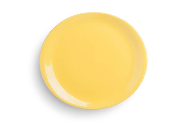 istock Empty yellow oval plate on white background, clipping path included. 846015200