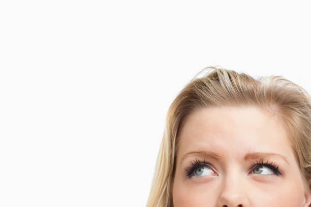 istock Blonde woman looking towards the side 846028324