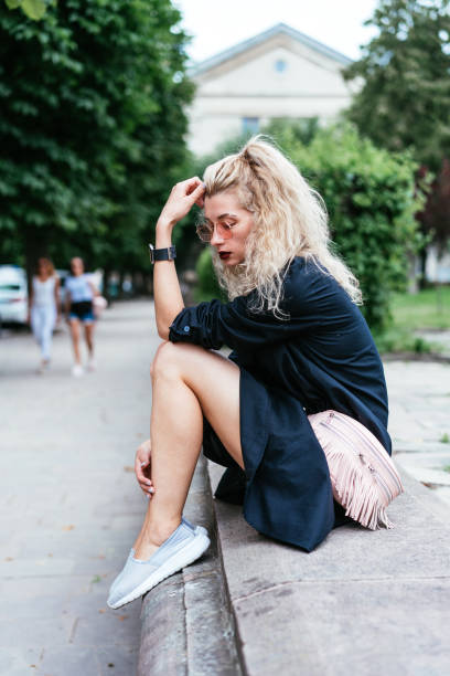 istock Blonde woman with a bag 846034130