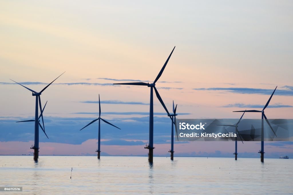 Windturbinen - Lizenzfrei Windkraftanlage Stock-Foto