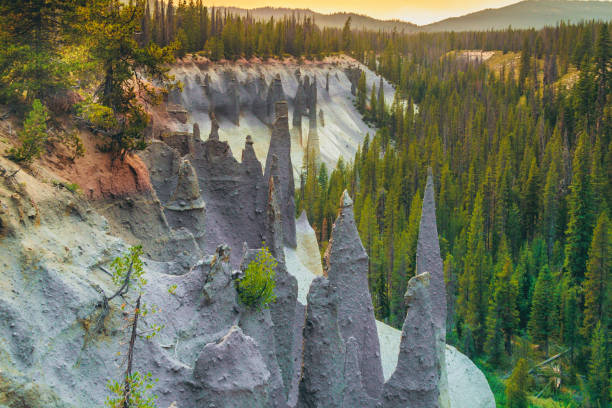 Pinnacles of Sand Creek Canyon (Crater Lake National Park)
