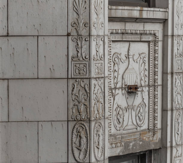 istock Relief on wall of retro building 846144244