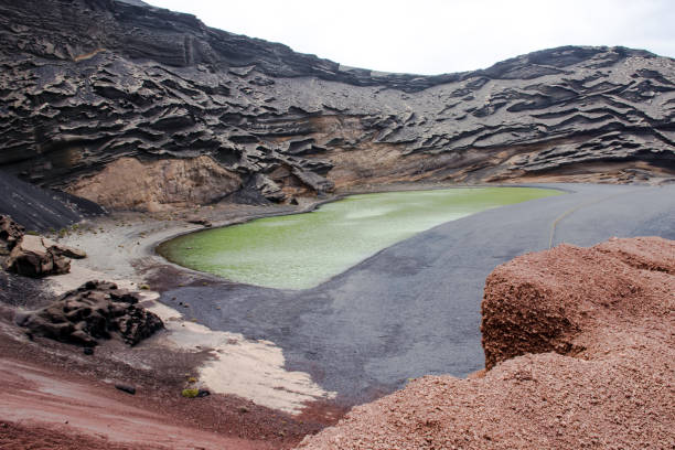 istock The Green Lagoon - Lago Verde 846144338