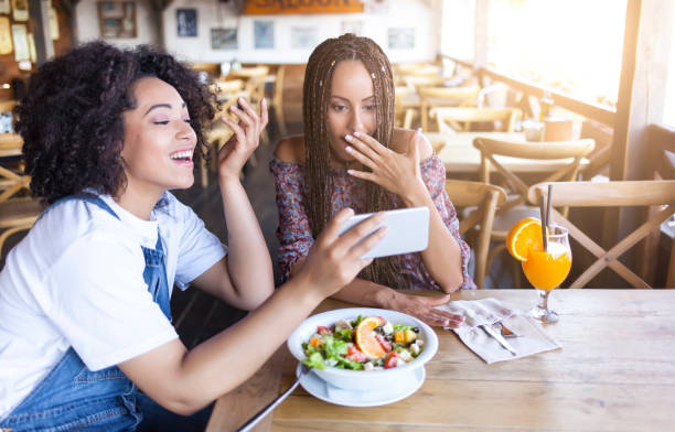 istock Friends taking selfie in restaurant 846158442