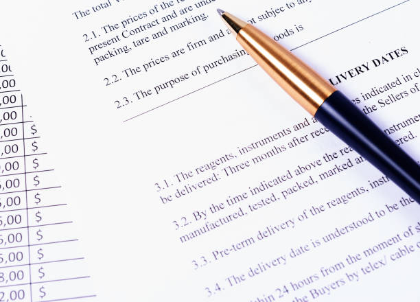 istock Business process - pen lying on the contract. 846192498