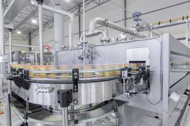 istock factory for bottling beverages in cans 846218008