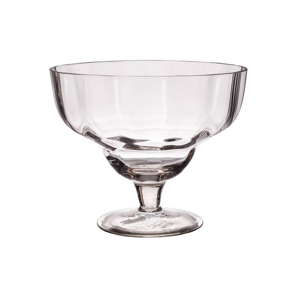 istock Clear glass vase isolated on a white background 846244084