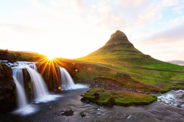 istock Colorful sunrise on Kirkjufellsfoss waterfall 846261682