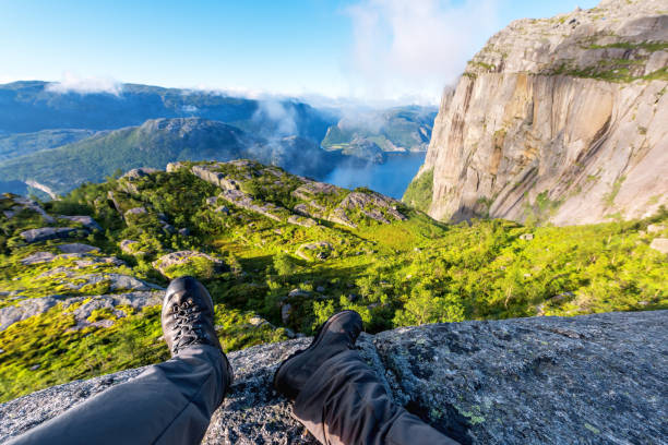 istock Misty morning on Preikestolen 846262086