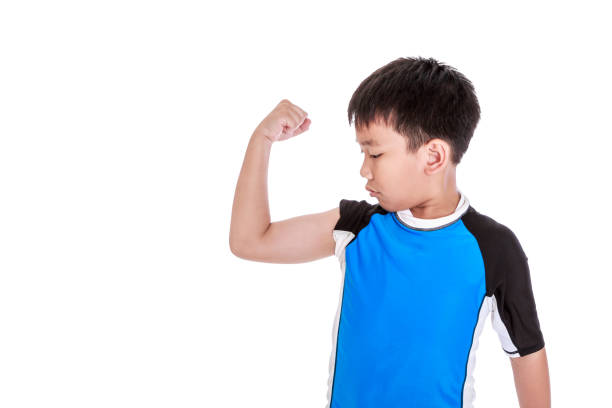 istock Asian strong boy is flexing his biceps muscle. Isolated on white background. 846263730