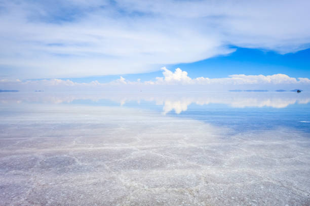 istock Salar de Uyuni desert, Bolivia 846276598