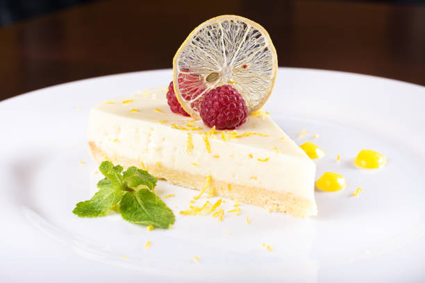 istock piece French lemon tart 846291972