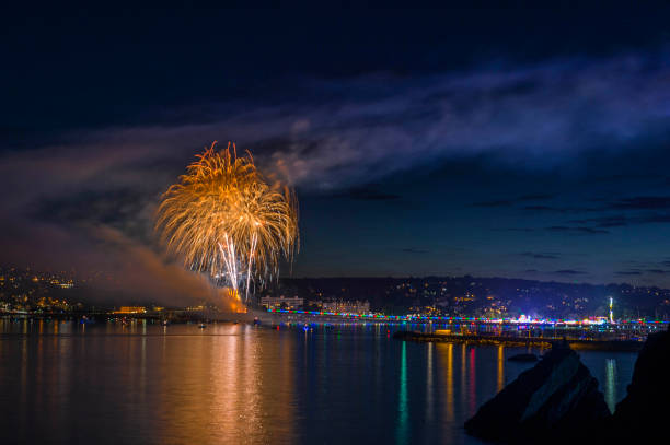 istock Great British Landscapes - Torbay Regatta Fireworks Display 846307120