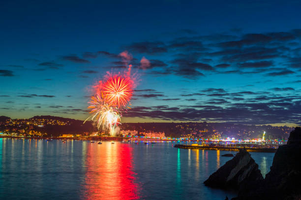 istock Great British Landscapes - Torbay Regatta Fireworks Display 846307408