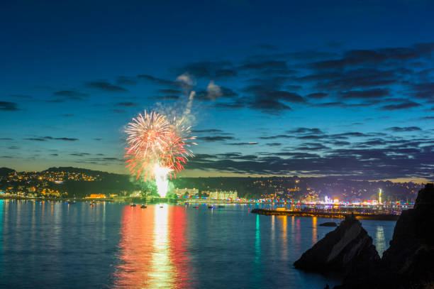 istock Great British Landscapes - Torbay Regatta Fireworks Display 846314538