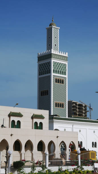 istock Exterior view to Grand Mosque, Dakar, Senegal 846329012