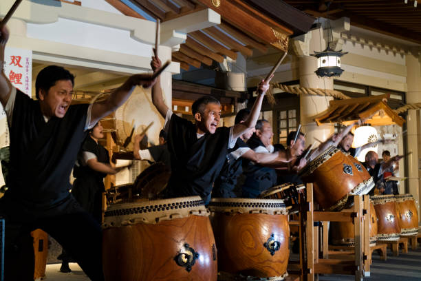 日本廣島-太鼓鼓樂藝術團表演，在 mantō 美玉祭 - mitoma 個照片及圖片檔