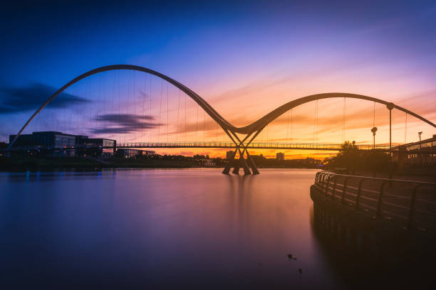 istock Infinity Bridge at sunset In Stockton-on-Tees, UK 846355376