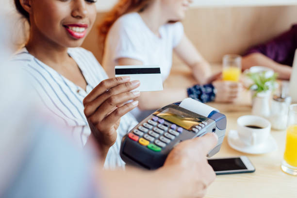 istock payment by credit card and terminal 846382668