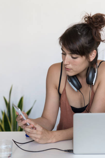 istock Businesswoman working on her laptop at work 846394368