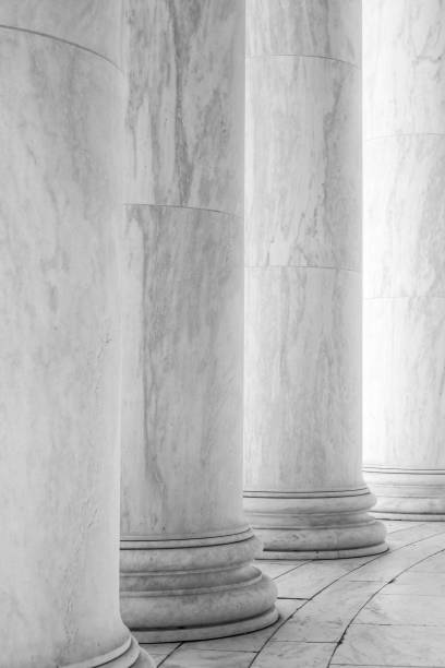 istock Columns in the Jefferson Memorial 846415174