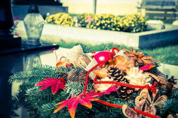 istock decoration on tomb in all saints day 846437894
