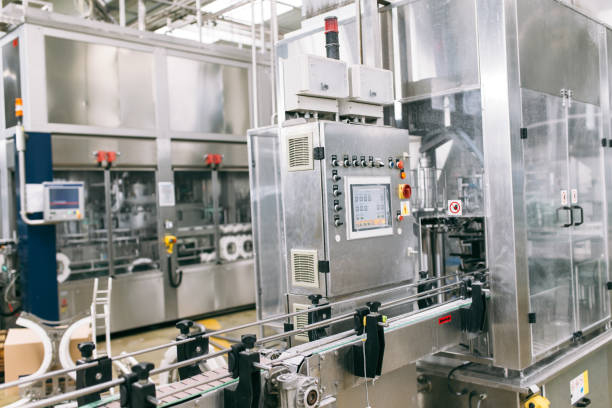 istock Water bottling factory 846441710